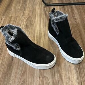 Fluffy black booties